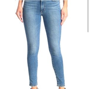 WHBM The Skinny Ankle Jeans 8